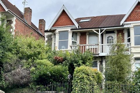 4 bedroom semi-detached house for sale - Bristol Hill, Brislington, Bristol