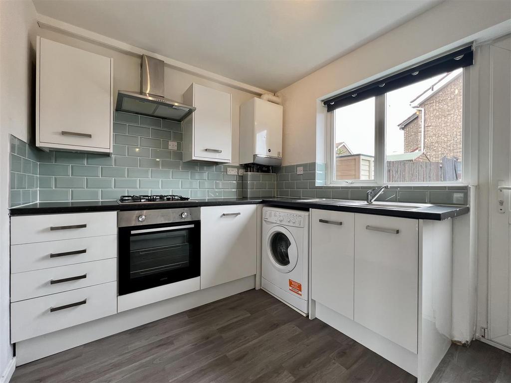 Chelford Close, Wallsend 2 bed house £750 pcm (£173 pw)