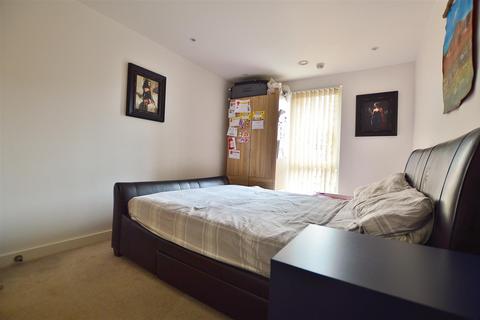 1 bedroom flat for sale - Railway Terrace, Slough