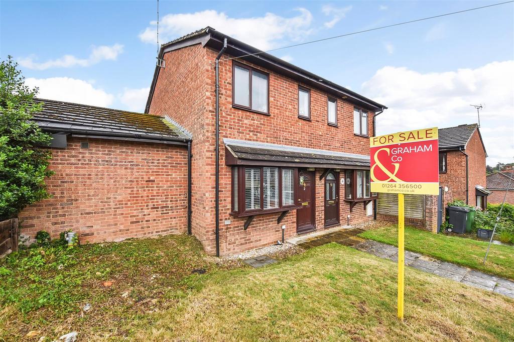 Clements Gardens, Whitchurch 2 bed semidetached house £295,000