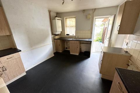 2 bedroom end of terrace house for sale, Worcester Parade, Gloucester