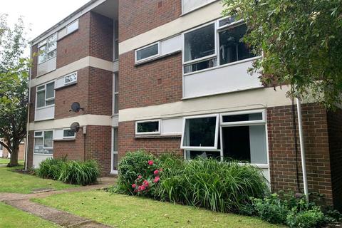 8, Bishops Court Bishops Close, Worthing, BN14 7JS