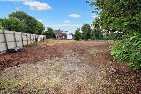 8 bedroom property with land for sale - Fortune Lane, Elstree, Borehamwood