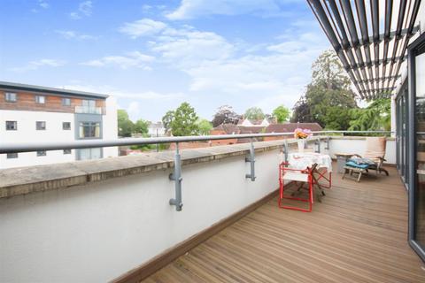 2 bedroom apartment for sale, Wilton Court, Southbank Road, Kenilworth, CV8 1RX