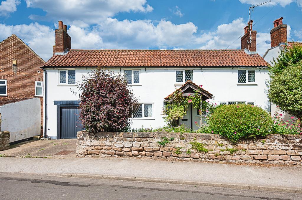 Shelt Hill, Woodborough, Nottingham 4 bed cottage for sale £450,000