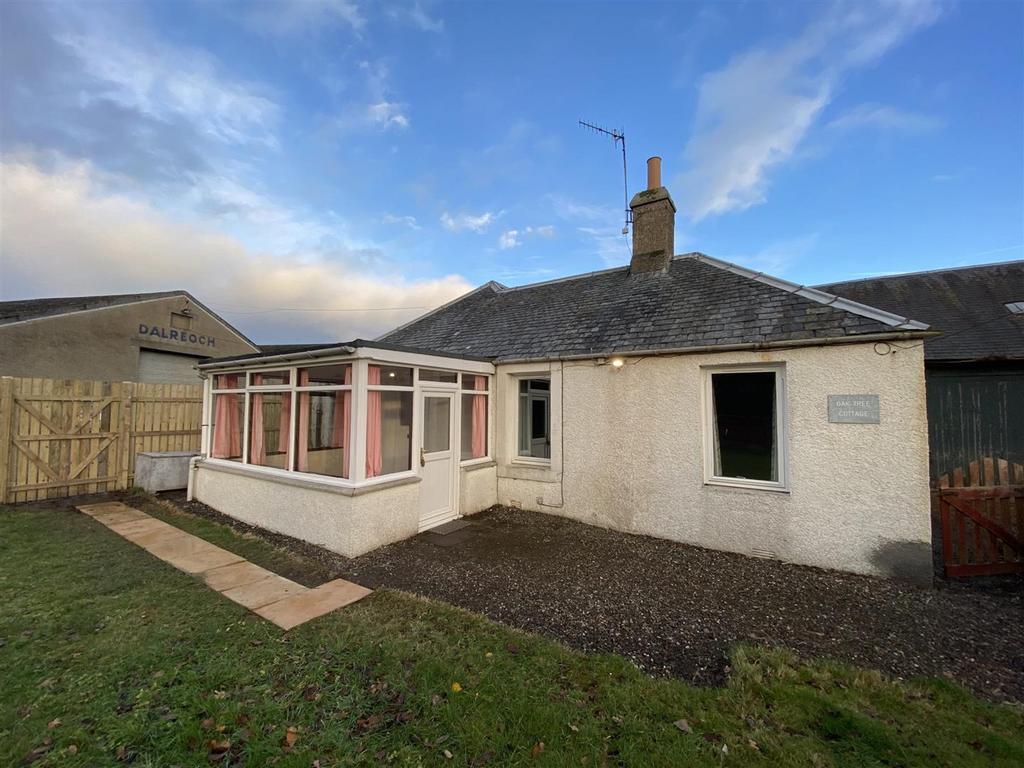 Dalreoch, Dunning, Perth 2 bed cottage £750 pcm (£173 pw)