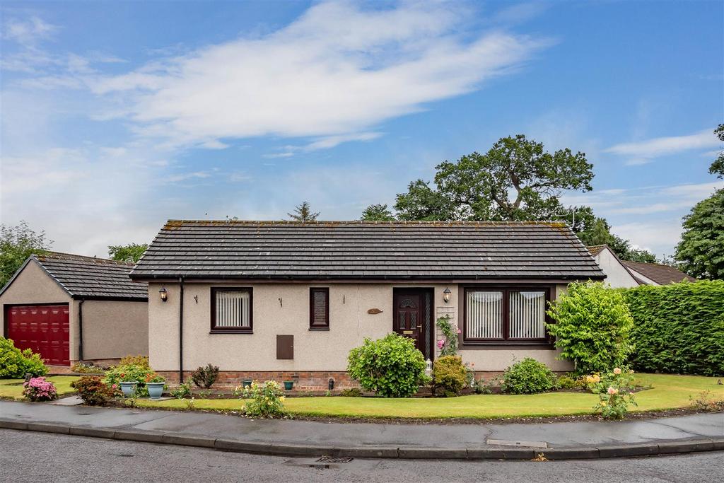 Hatton Road, Luncarty, Perth 2 bed detached bungalow £212,500