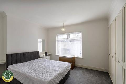 32 Bentley Road, Doncaster, DN5 9TA