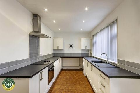 32 Bentley Road, Doncaster, DN5 9TA