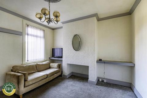 32 Bentley Road, Doncaster, DN5 9TA