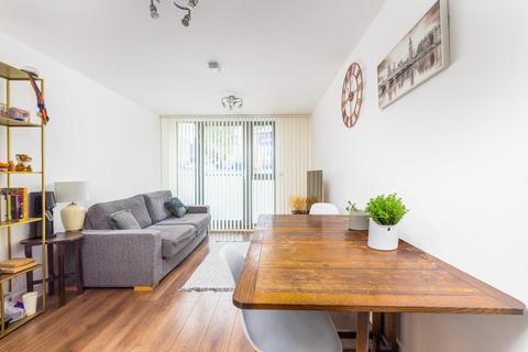 201 Armidale Place, Bristol, BS6 5BQ