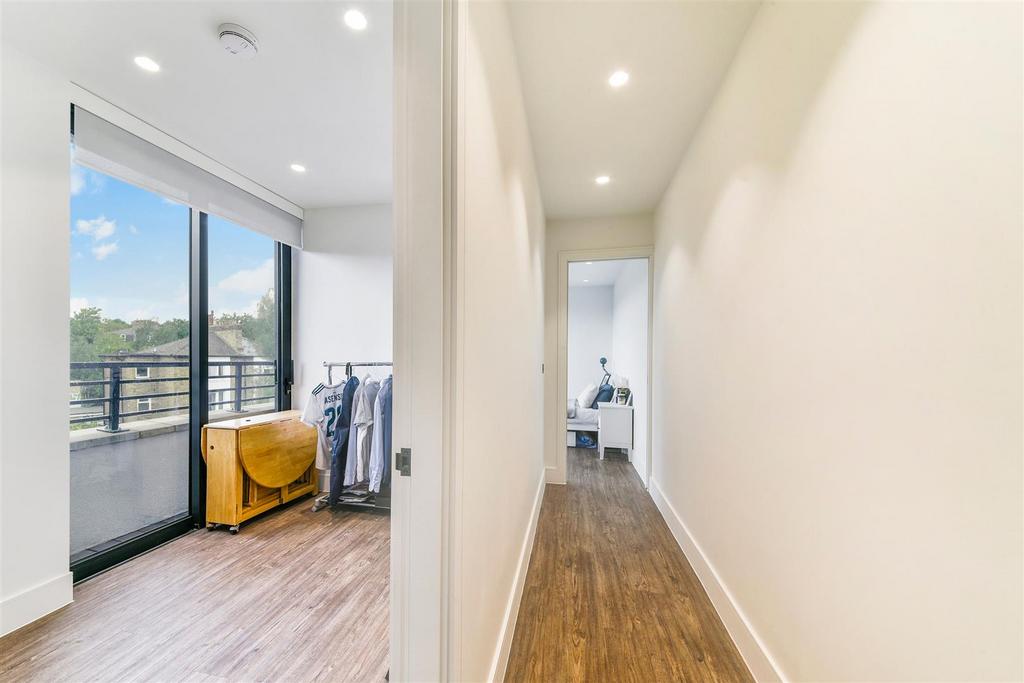 Office / occasional bedroom