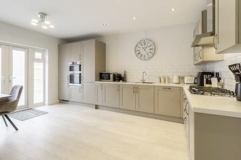 21 Lamport Crescent, Raunds, Wellingborough, NN9 6UX