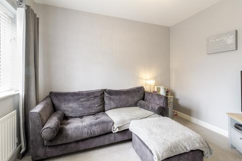 21 Lamport Crescent, Raunds, Wellingborough, NN9 6UX