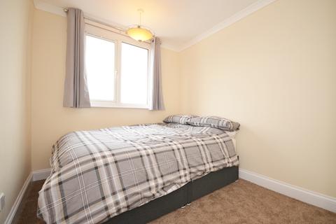 17 Fairoaks Drive, Raunds, Wellingborough, NN9 6HJ
