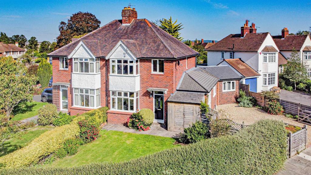 Luciefelde Road, Shrewsbury 3 bed semidetached house for sale £525,000