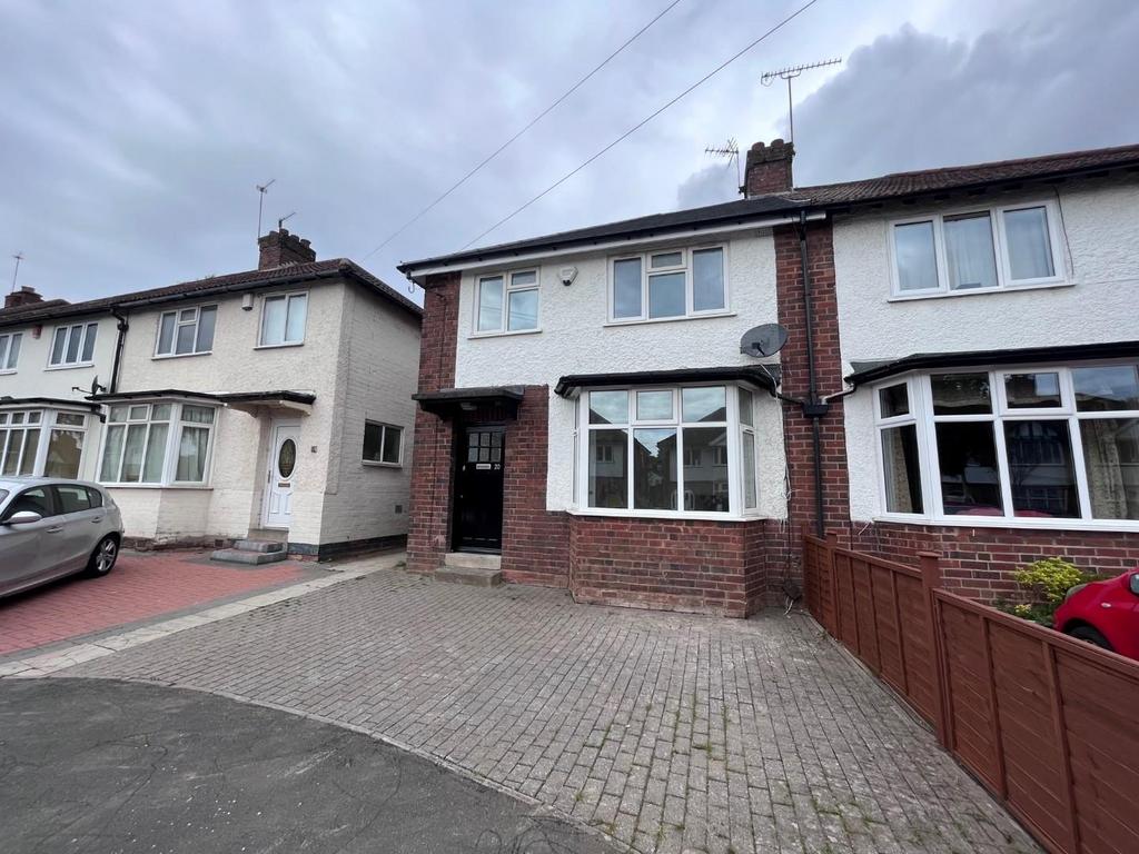 Wentworth Park Avenue, Harborne, Birmingham 4 bed semidetached house