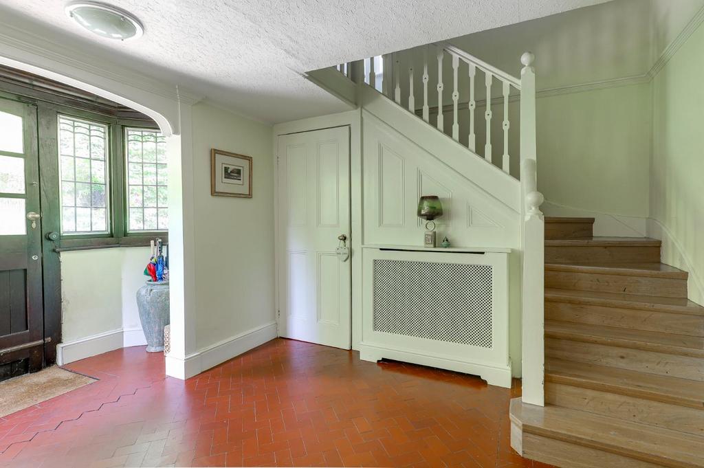 Hallway.jpg