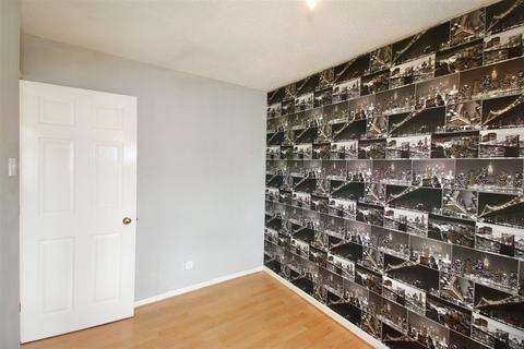 10 Birchfield Crescent, Dodworth, Barnsley, S75 3NZ