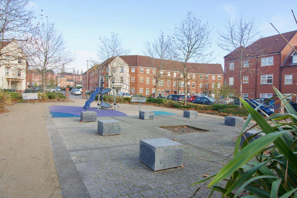 Communal play area (Front)
