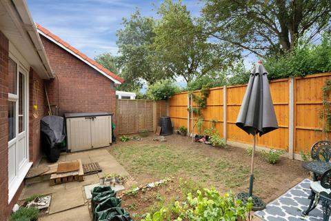 16 Middle Pasture, Werrington, Peterborough, PE4 5AU