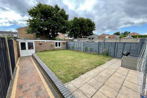 10 Firsway, Upton, Poole, BH16 5HU