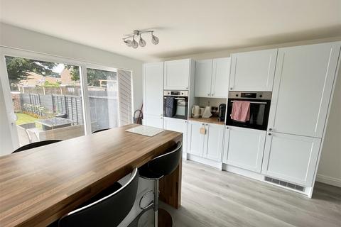 10 Firsway, Upton, Poole, BH16 5HU