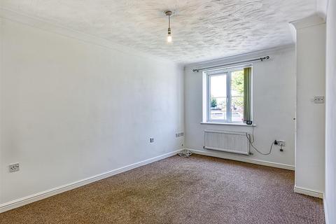 3 Curbar Close, North Wingfield, Chesterfield, S42 5PS