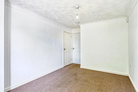 3 Curbar Close, North Wingfield, Chesterfield, S42 5PS