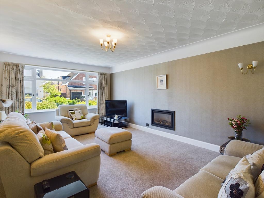 SEFTON GARDENS, AUGHTON, ORMSKIRK 4 bed detached house for sale £475,000