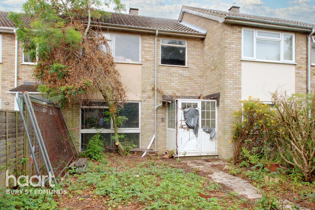 Orchard Close, Bury St Edmunds 3 bed terraced house for sale £140,000