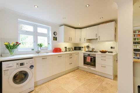21a Wood Vale, London, SE23 3DS