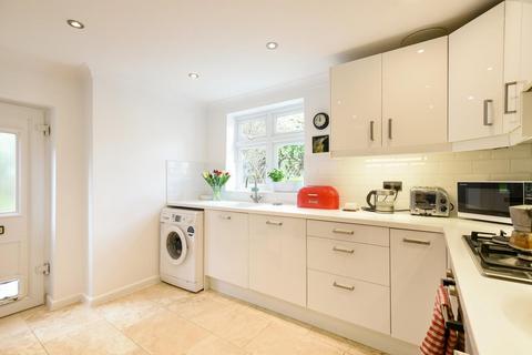 21a Wood Vale, London, SE23 3DS