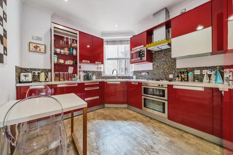 3 bedroom flat for sale, Beaumont Avenue, Fulham