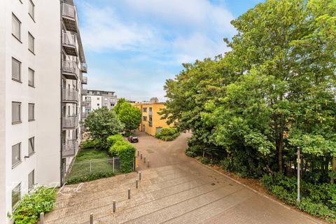 1 bedroom apartment for sale, Deals Gateway, London