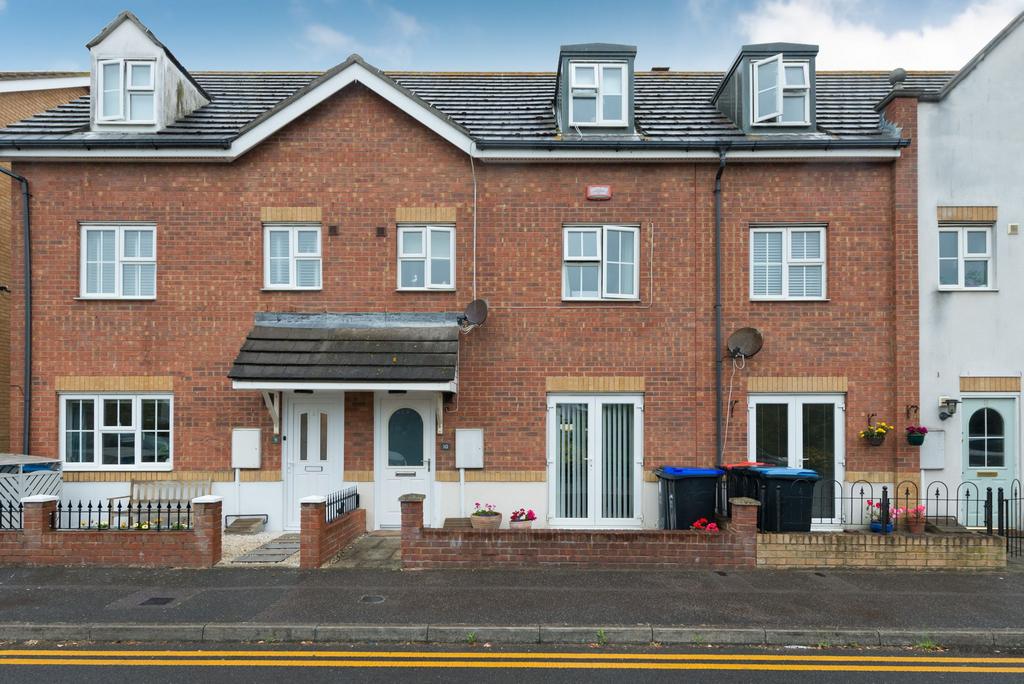 Harebrook, Ramsgate, CT11 4 bed terraced house for sale £350,000