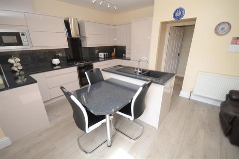 154 Beach Road, South Shields, NE33 2NN