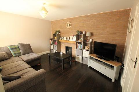 24 Foxleys, Carpenders Park, Watford, WD19 5DA
