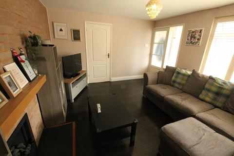 24 Foxleys, Carpenders Park, Watford, WD19 5DA