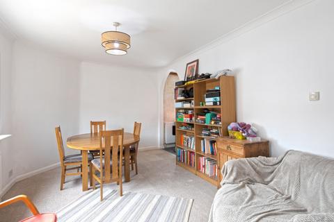 3 bedroom flat for sale, Blackbull Road, Folkestone, CT19