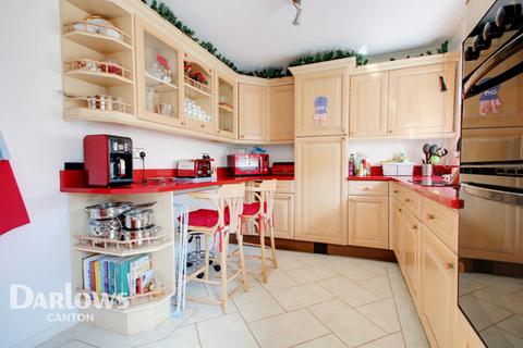 8 Bruce Knight Close, Cardiff, CF5 2QR