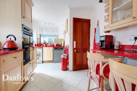 8 Bruce Knight Close, Cardiff, CF5 2QR