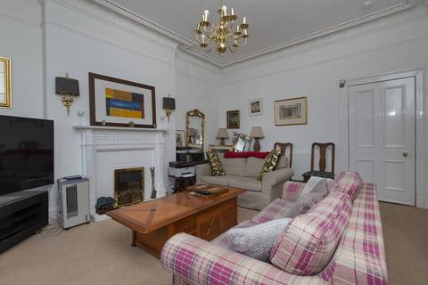 26/2 Braid Crescent, Edinburgh, EH10 6AU