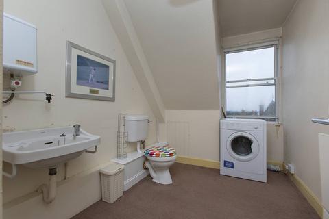 26/2 Braid Crescent, Edinburgh, EH10 6AU