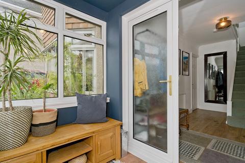 15 Craigiebield Crescent, Penicuik, EH26 9EQ