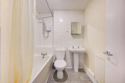 1 bedroom flat for sale, Ivatt Place, West Kensington, London, W14