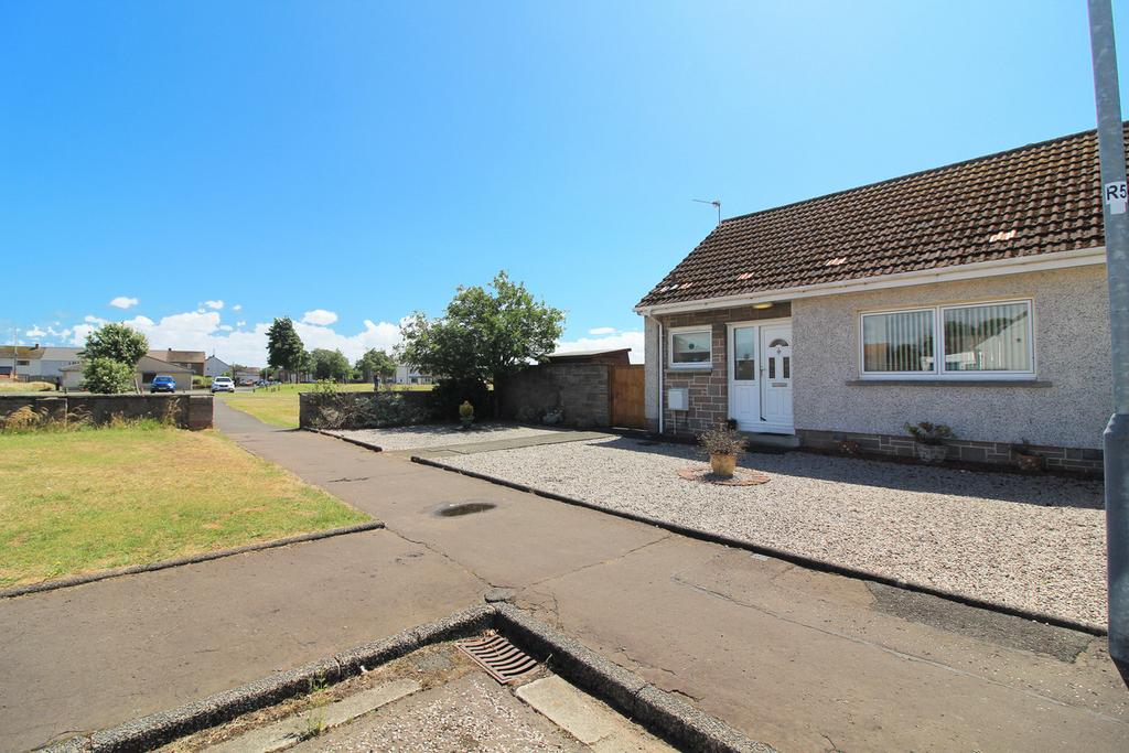 Bellevue Crescent, Prestwick, KA9 1 bed end of terrace house for sale £130,000