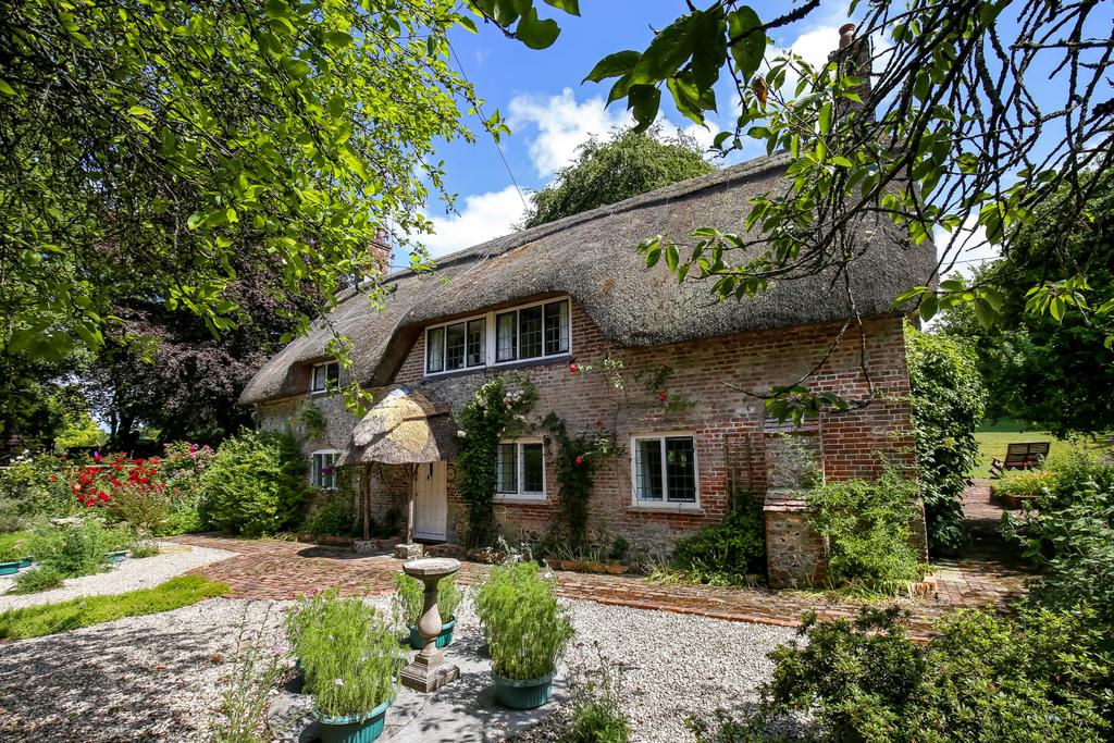 Pentridge, Salisbury, SP5 4 bed detached house £1,195,000
