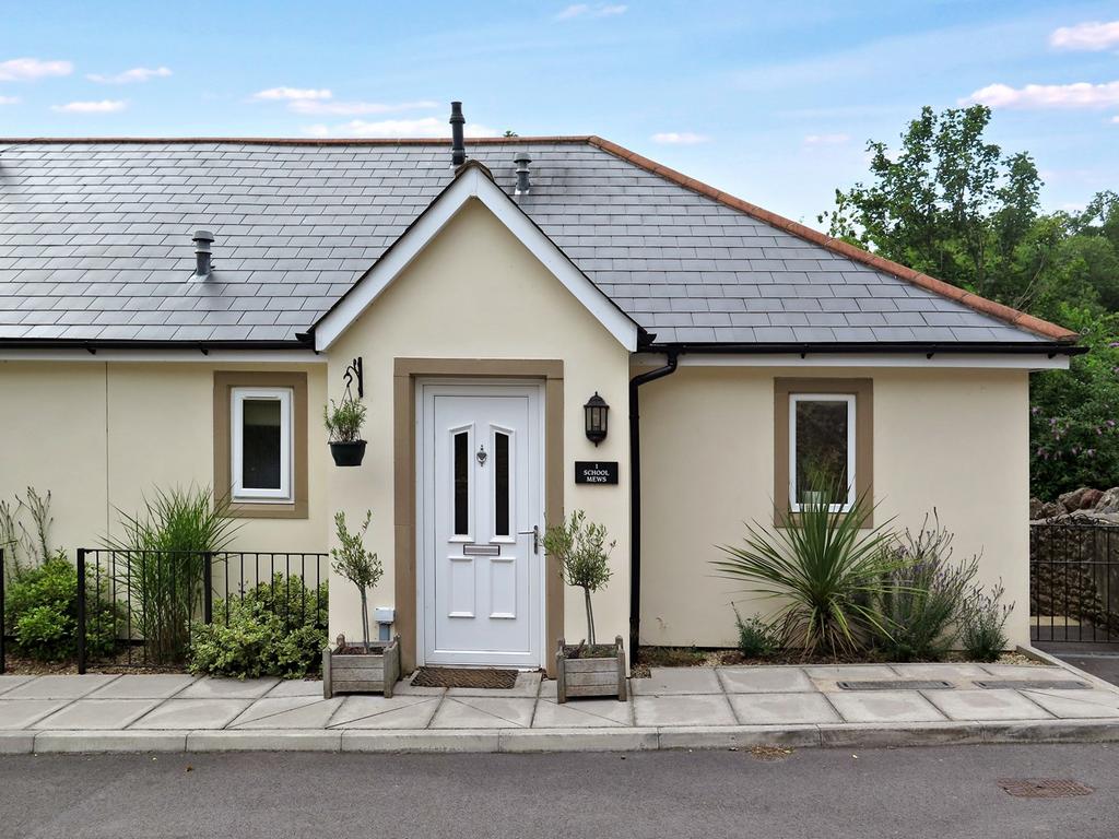 School Hill, Wookey Hole, Wells, BA5 2 bed end of terrace house for