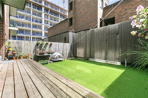2 bedroom apartment for sale, Fairfield Avenue, Staines-upon-Thames, Surrey, TW18